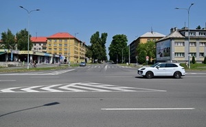 perex - práce krizovatka u Prioru.jpg