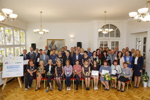 společné foto.jpg