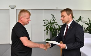 perex-dárci krve.jpg