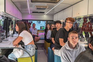 Edubus_small-5.jpg
