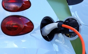 perex - elektromobil - ilu.jpg
