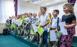 perex - prvňáci ZŠ Školská - ilu.jpg