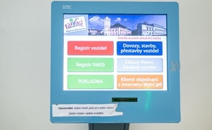 perex - vyvolávací systém 9-2025 - ilu.jpg