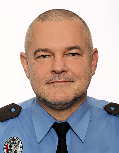 novotny.JPG