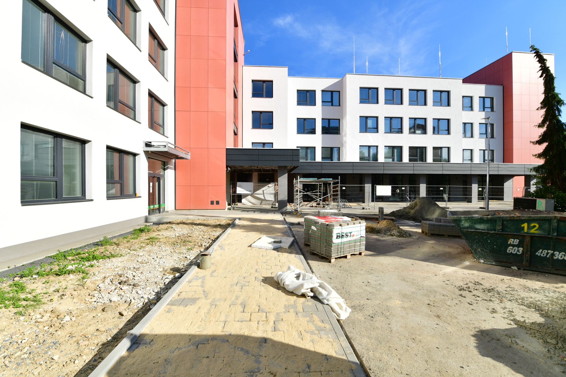 poliklinika-karvina-3.jpg